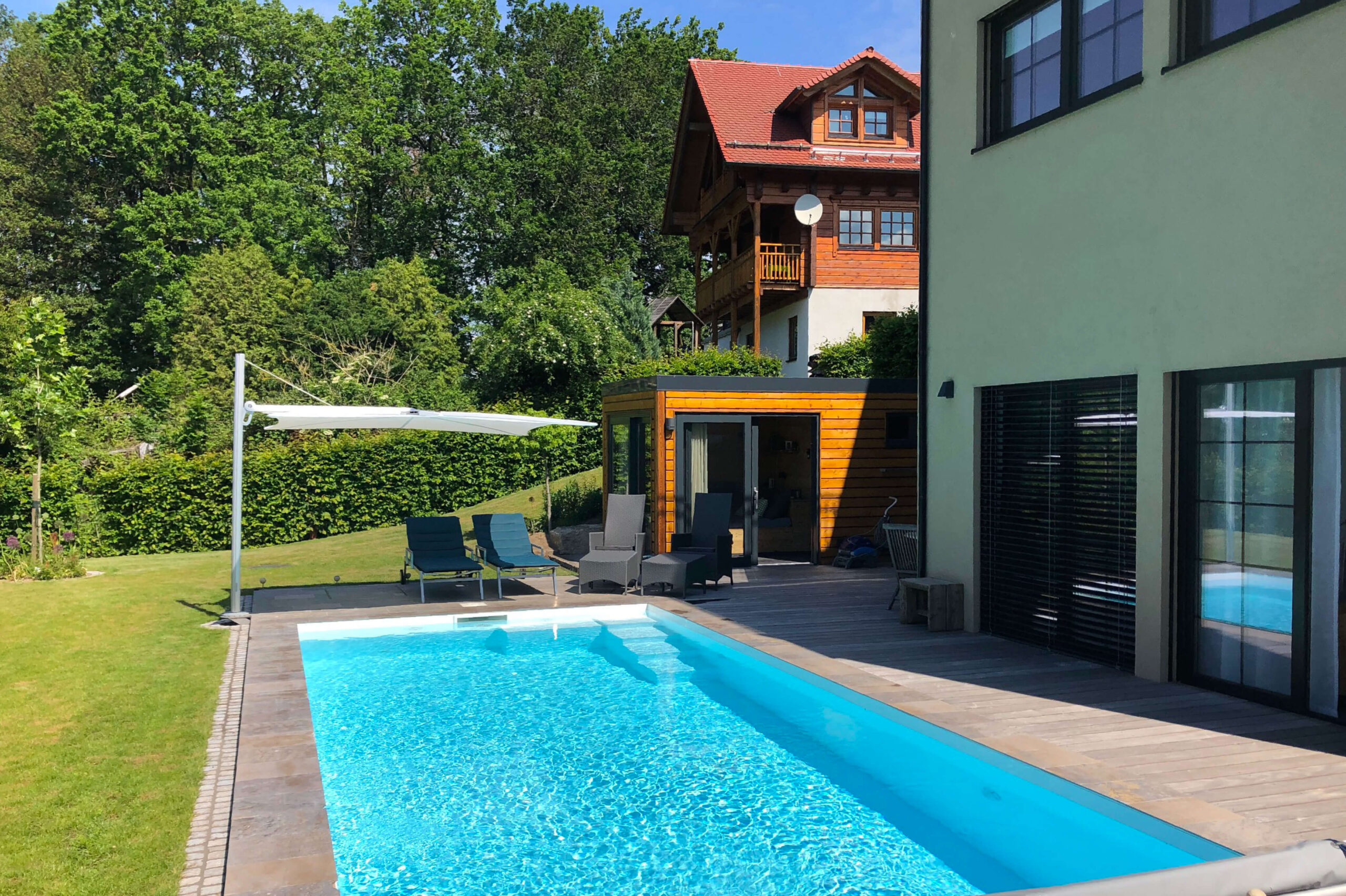 Webseite_Referenzen_dynamic_pool_Berns_2025 03 scaled